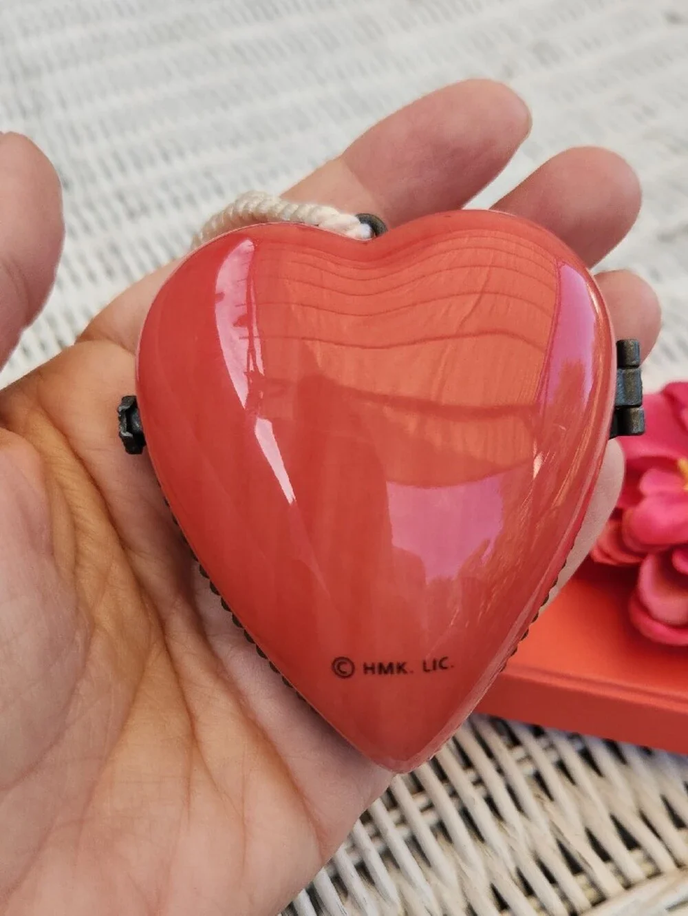Vintage Hallmark Coral Heart-Shaped Keepsake Locket with Decorative Flower Box